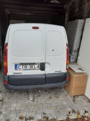 samochód Renault Kangoo fot. 02