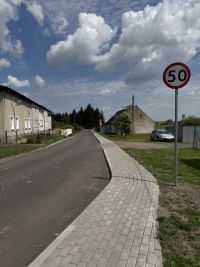 Remont drogi w Dźwierznie