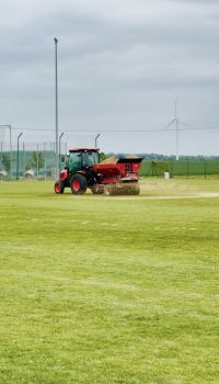 Renowacja nawierzchni boisk piłkarskich