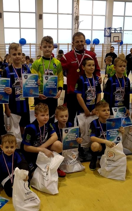 ZAFUNDUJ SOBIE KRZESEŁKO KIBICA
