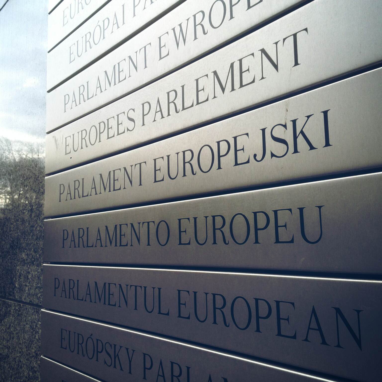 DLA MŁODZIEŻY STAŻ W BRUKSELI
