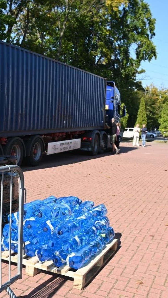 TRANSPORT POMOCY PRZEZ POCZTĘ